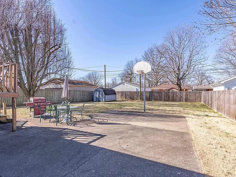 1931 Dalehaven Dr — Photo 18
