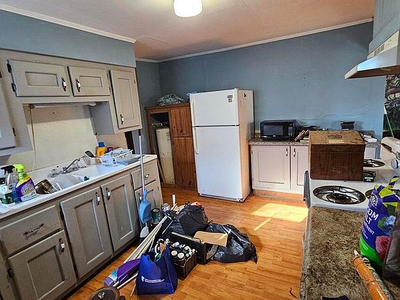 5th image of 116 N Oak Avenue