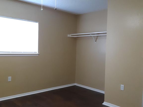 5th image of 5310 Hacienda Dr