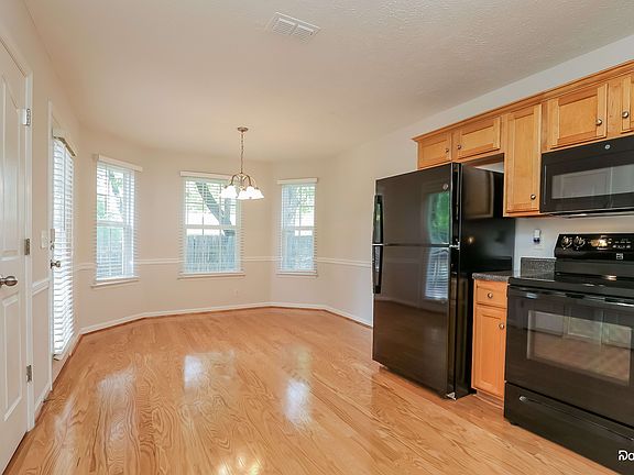 5th image of 3003 Waywood Dr