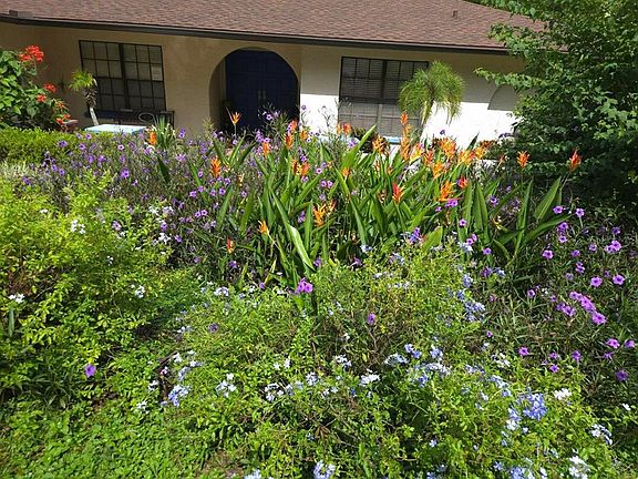 2nd image of 23059 Geneva Rd