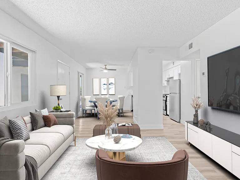 Courtyard Apartments — Photo 28