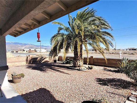 3rd image of 660 Mount Charleston Dr