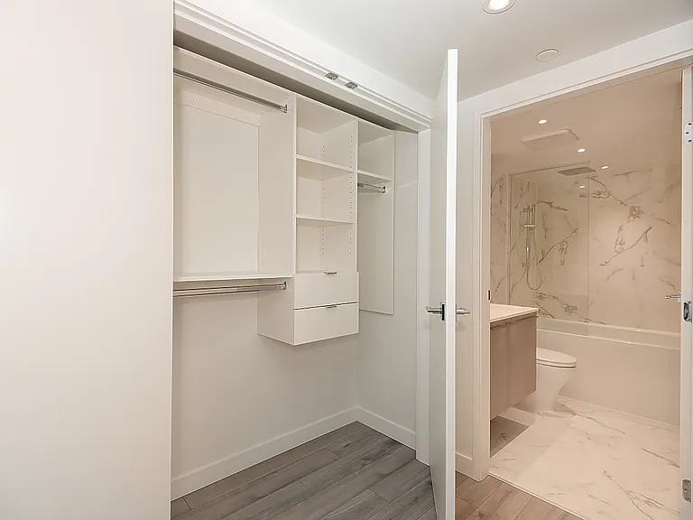 1107 Richards St #201 — Photo 10