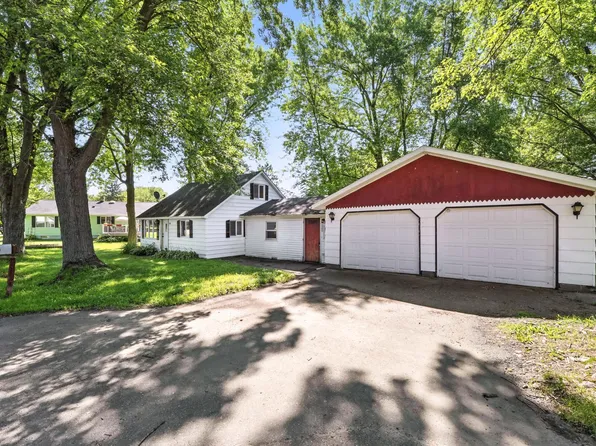 260 Pershing Ave, Clear Lake, WI 54005