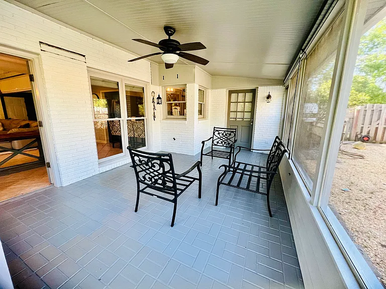 205 Kinderhill Ct — Photo 10