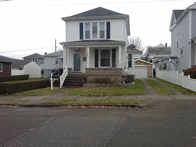 1309 7th St photo 1