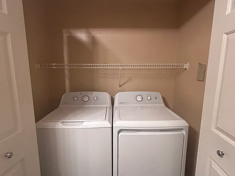11614 Tomahawk Creek Pkwy #C — Photo 8