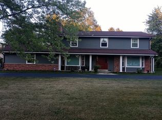 4470 Wessex Dr, Brookfield, WI 53045