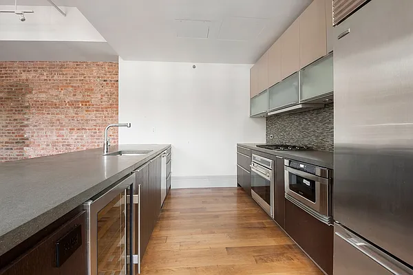 Rented by Compass | media 35