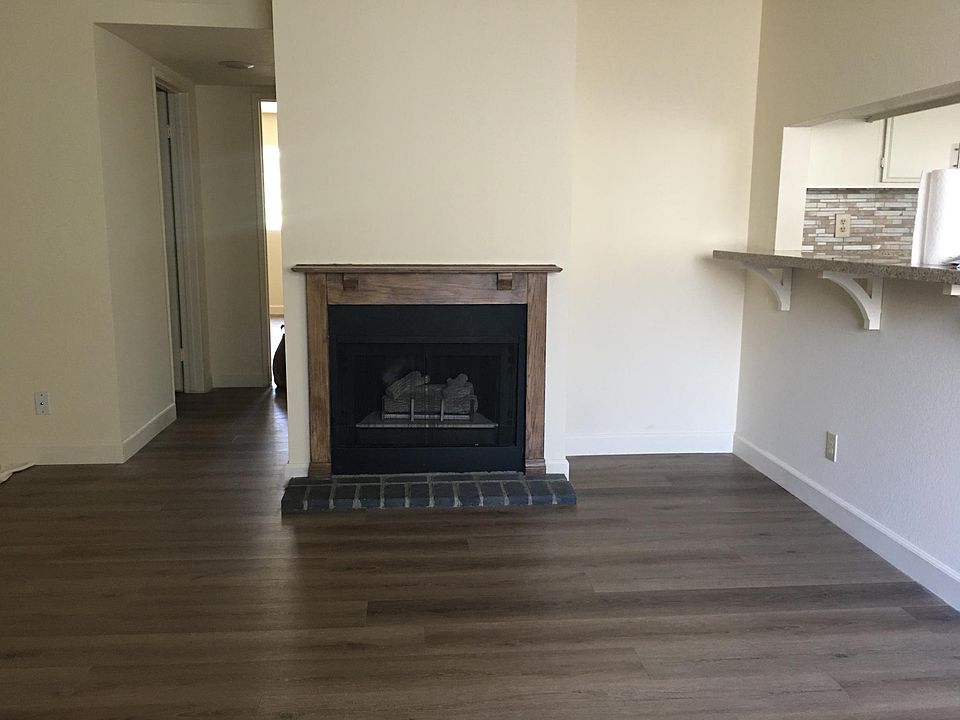 1st image of 476 E Santa Anita Ave #H