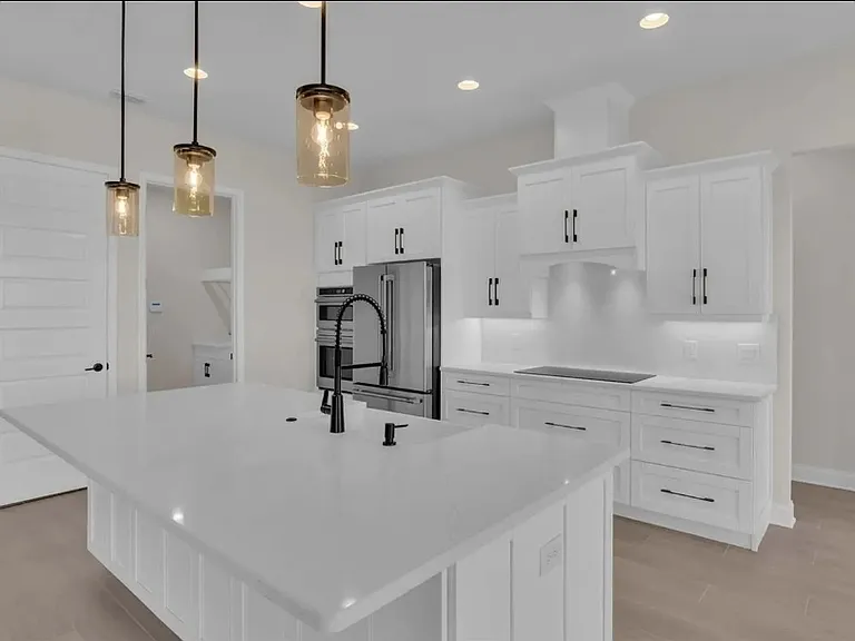 6980 Bentridge Dr — Photo 10