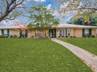 4135 Shady Bend Dr, Dallas, TX 75244