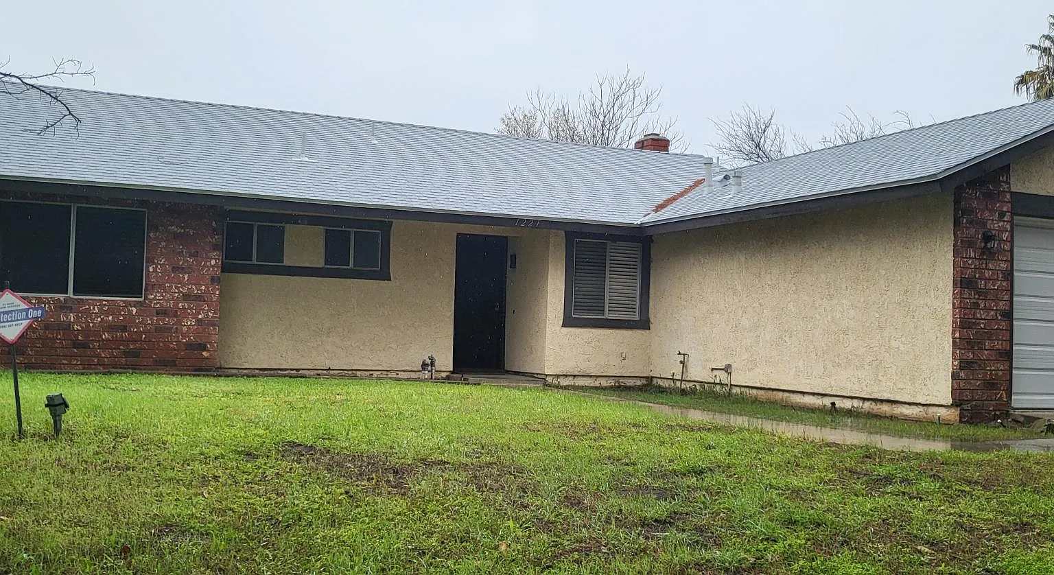 3 bed, 1696 sqft, $2,800 — Photo 1