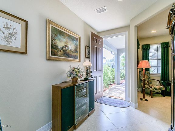 5th image of 314 Caspia Ln