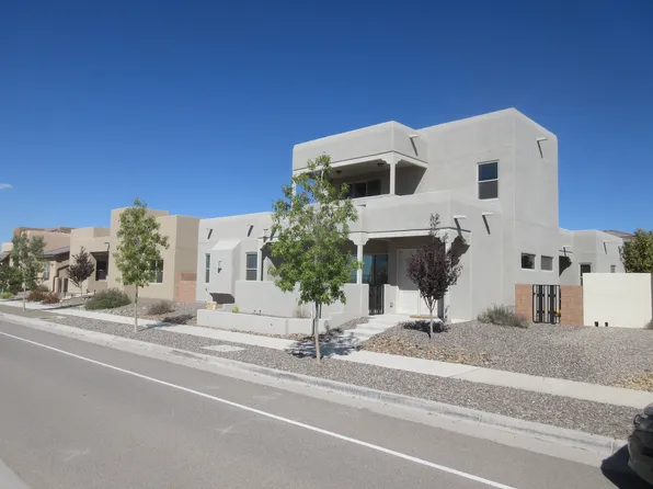 2215 Stieglitz Ave SE, Albuquerque, NM 87106