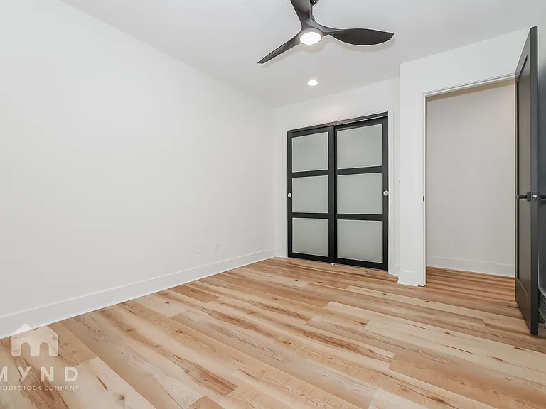 527 Lancelot Dr — Photo 20