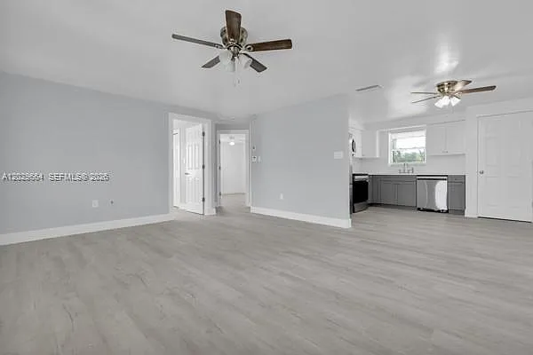 18634 Goodman Cir — Photo 25