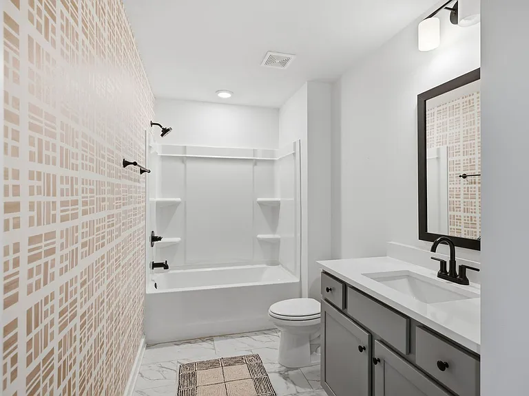 7628 Delancey Dr — Photo 26