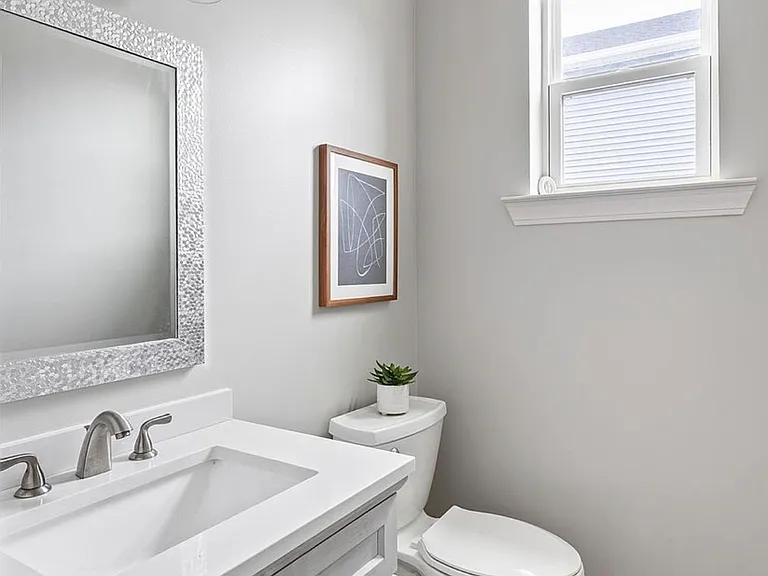 1/2 bath off of living room
