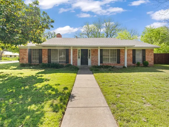 1405 Wellington Dr, Denton, TX 76209