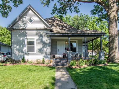 2206 N Howard Ave, Springfield, MO, 65803