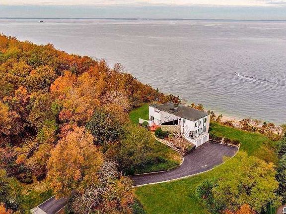 2nd image of 5 Seaside Dr