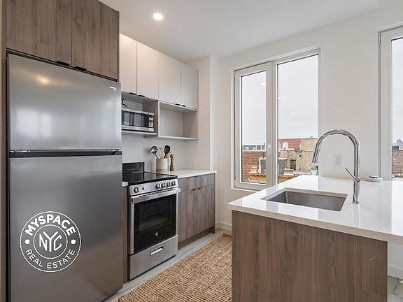 3rd image of 2718 Church Ave #314