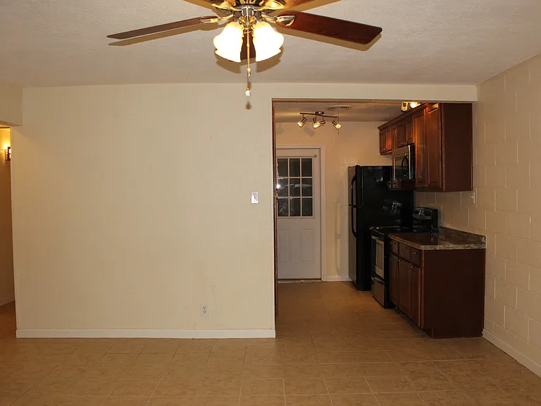 4 Oakmont Cir — Photo 3