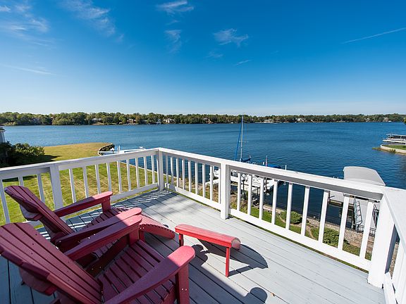 2nd image of 11042 Woods Bay Ln