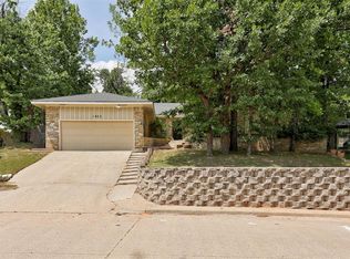 1825 N Oakhill Rd, Bethany, OK 73008