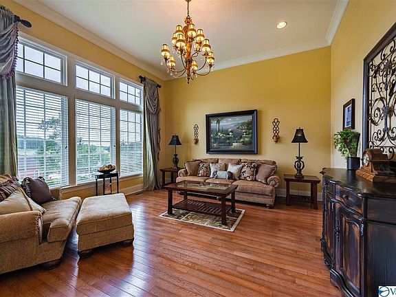 3rd image of 7004 Portobello Rd NW