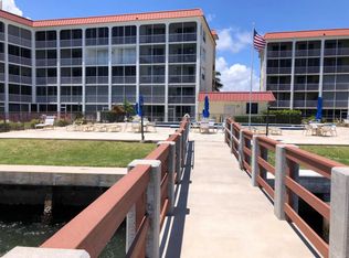 100 Paradise Harbour Blvd APT 101, North Palm Beach, FL 33408