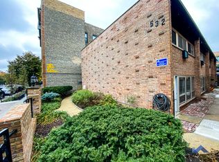 532 W Grant Pl #2728170, Chicago, IL 60614