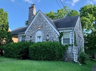 402 Rosemont Gdn, Lexington, KY 40503