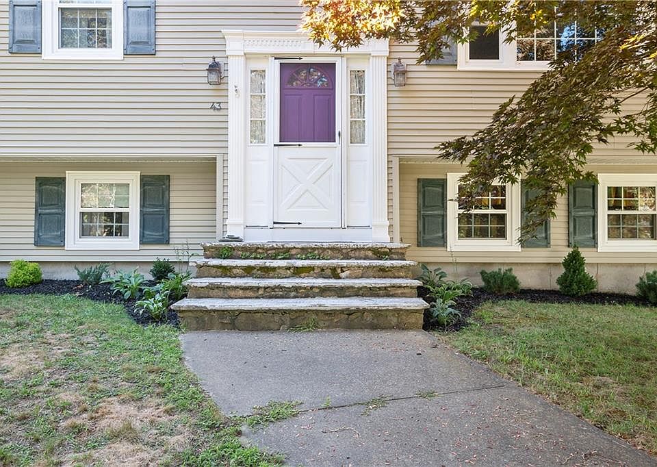 1st image of 43 Karen Ave