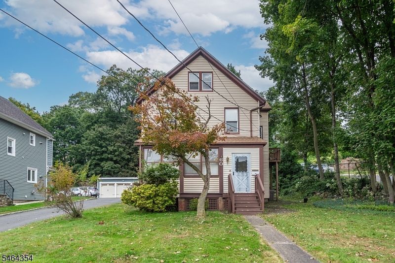 1st image of 60 Martin Rd