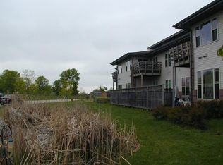 6645 Scattergood Ln APT 15, Windsor, WI 53598