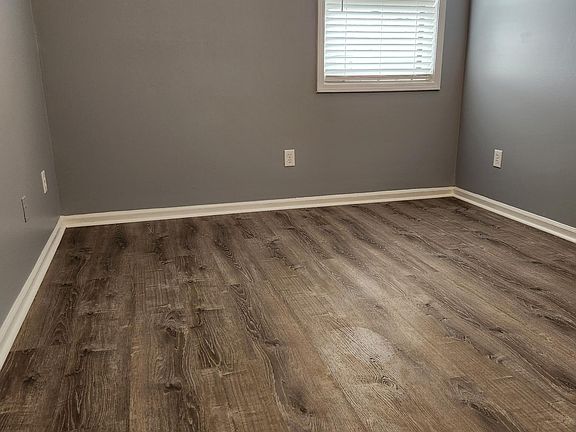 3rd image of 2820 Yellowstone Pkwy APT 5