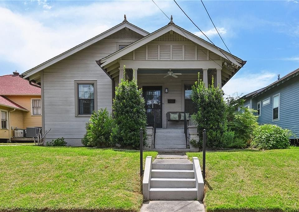 1st image of 4472 Demontluzin St