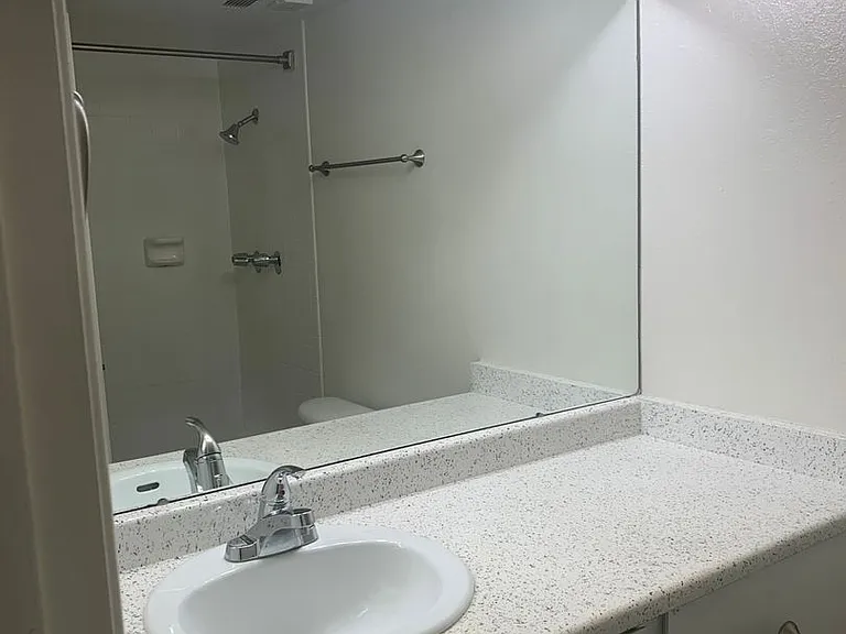 Taylor Heights Apartments — Photo 56