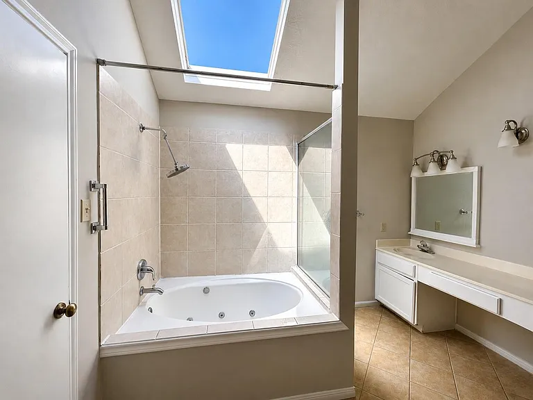 7142 River Garden Dr — Photo 27