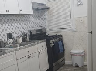 337 Hollenbach St, Reading, PA 19601