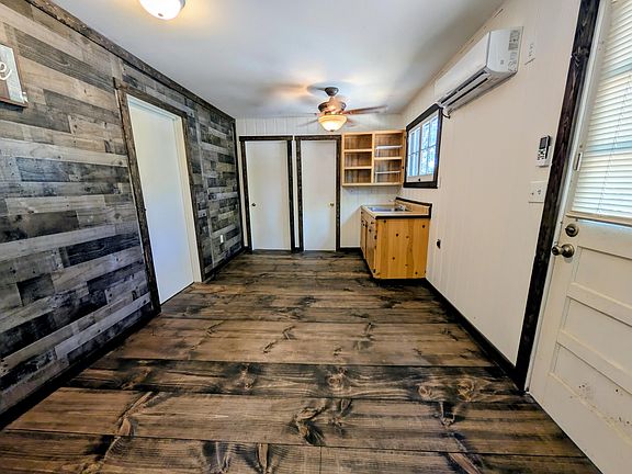 5th image of 84 Kings Cove Lane #16