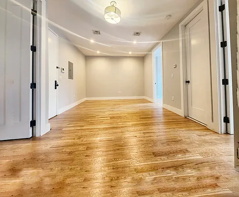 Rented by RELEASE NY | media 1