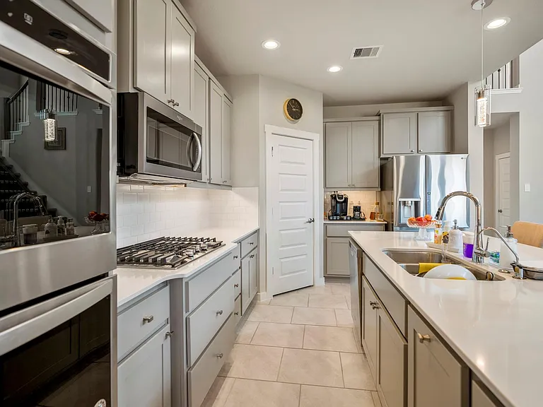 28458 Hazel Trl — Photo 18