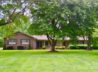 168 Honeysuckle Dr, Rutherfordton, NC 28139