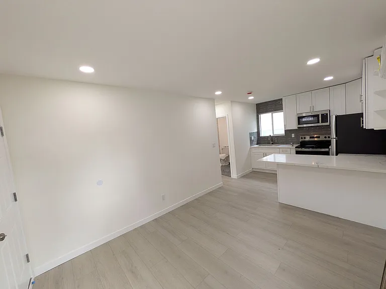 414 E Puente St — Photo 10