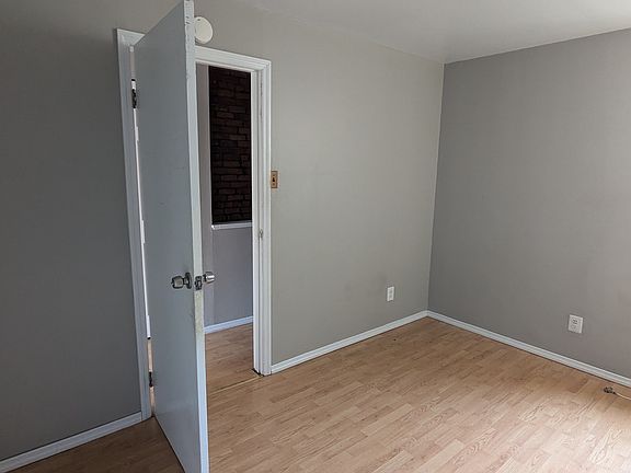 4th image of 3547 Frankford Ave Floor 2