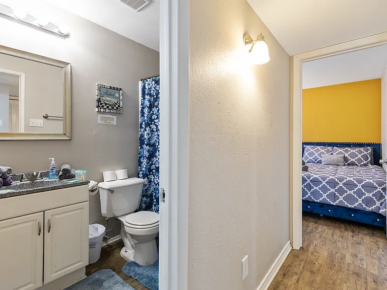 909 Arbor Downs Dr — Photo 25